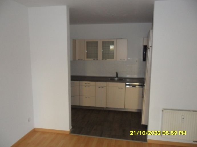 Schöne 2-Raum-Wohnung mit EBK und großem Balkon