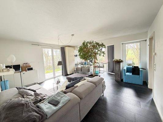 Wohnen/Essen mit Terrassen