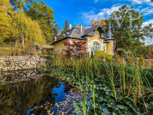 ED3BEE2B-4796-4DE7-8BB9-87DB9026C9FE