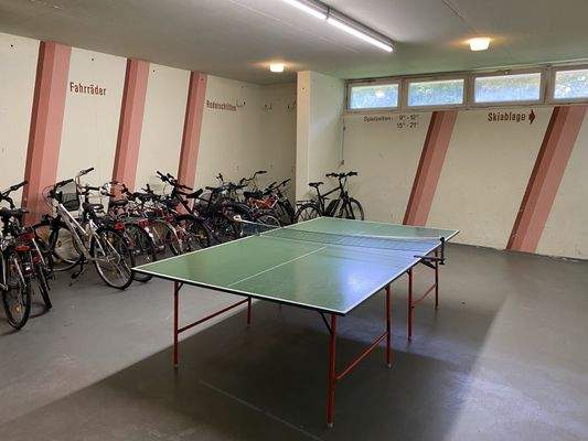 Tischtennisraum.jpg