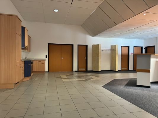 Eingang Empfang__.jpg