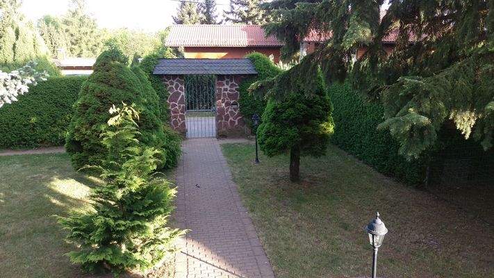 Eingang zum Grundstück