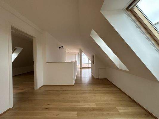 20251211_124719204_iOS