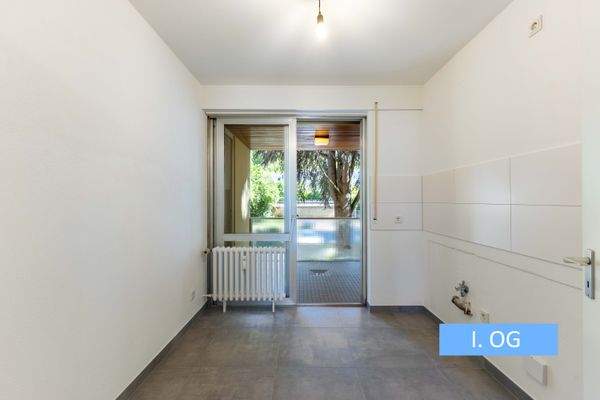 4 - Küche - I. OG.jpg