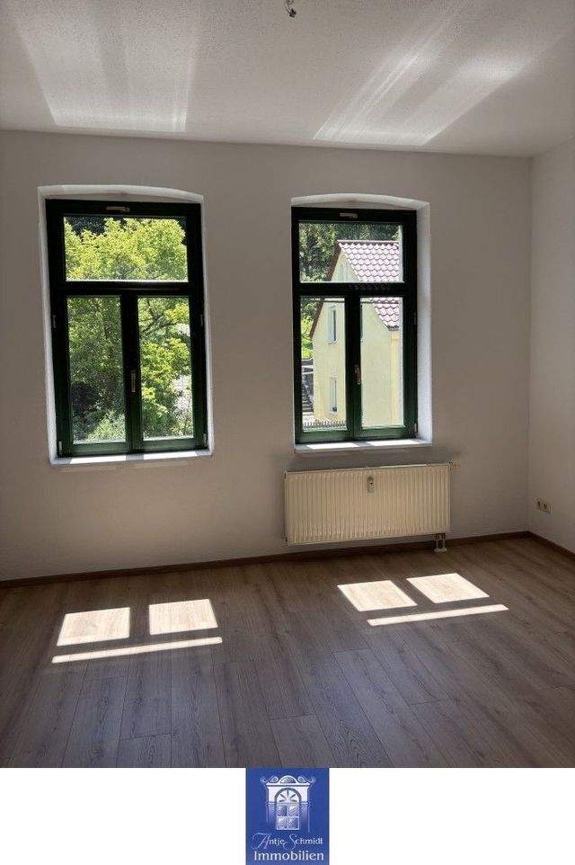 Herrliche Wohnung mit Balkon! Blick ins Grüne! - Photo 3