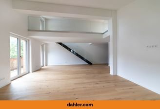 Wohnzimmer mit Galerie