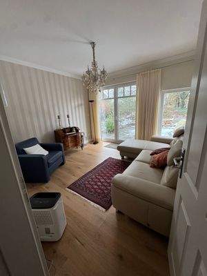 Zimmer mit Zutritt zur Terrasse Einheit II