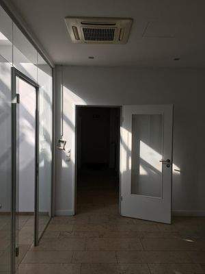 Flurbereich im Büro OG.jpg