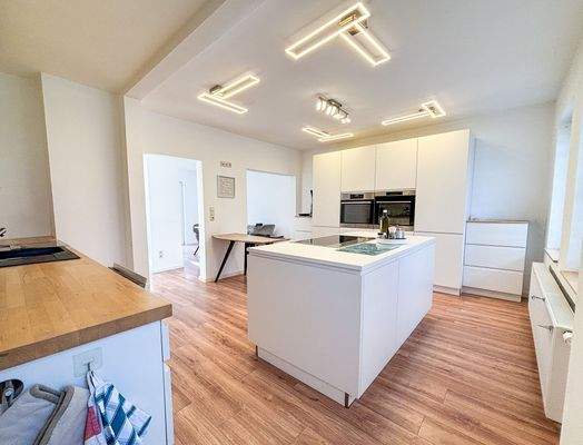 13 Küche:Wohn-Essbereich