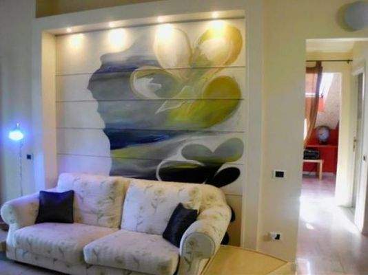 Lichtdurchflutetes Wohnzimmer 