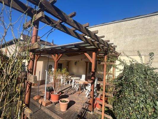 Terrasse an Partyraum