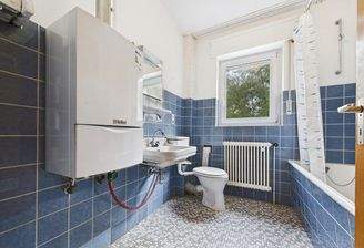 CAM03586G0-PR0062-STILL011