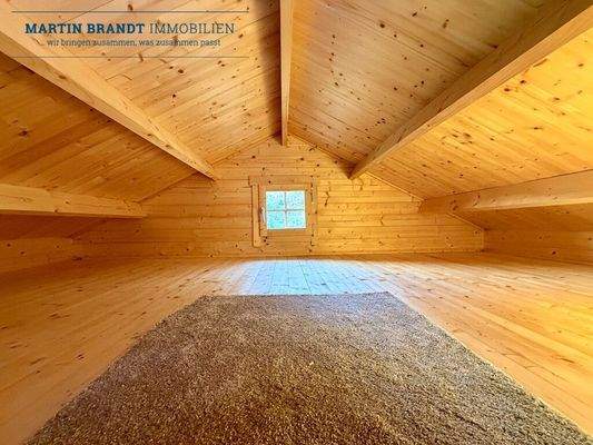 Dachspeicher Schlafbereich in der gr. Gartenhütte