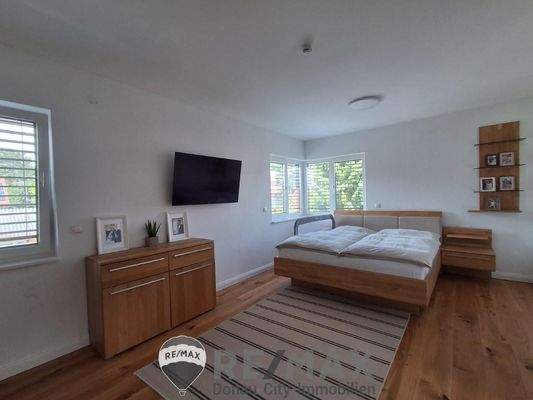 16 Schlafzimmer DHH 2201