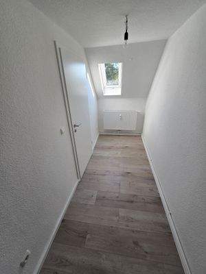 MS 8, DG, Abstellraum hinter Zimmer 1.jpg