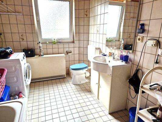 Badezimmer 2, Wohnung 1