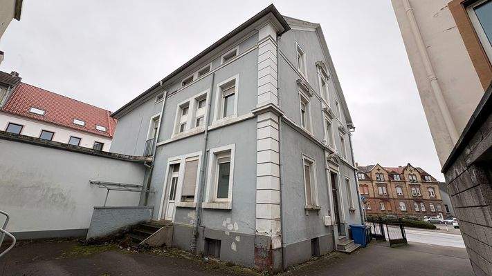 Hausansicht vom Innenhof