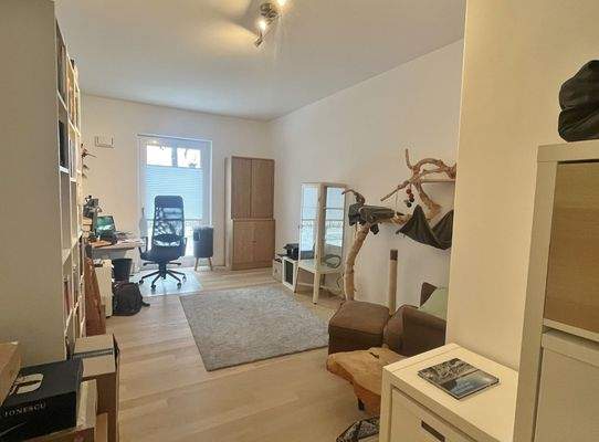 Kinder-/Gäste-/Arbeitszimmer