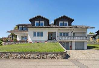 1- oder 2-Familienhaus - sehr gepflegt