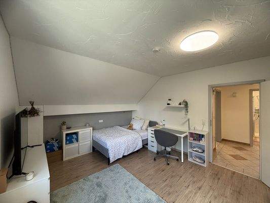 OG Kinderzimmer Bild 2