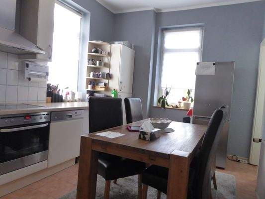 Küche mit Essbereich