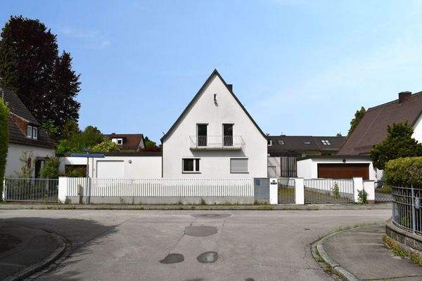 Grundstücksansicht Ost