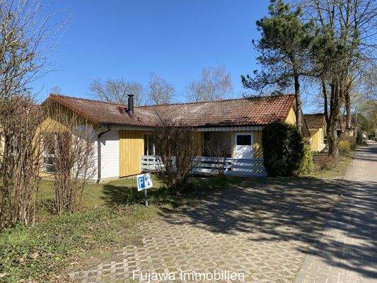 Haus mit Parkplatz auf eigenem Grundstück