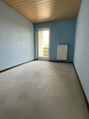 Kinderzimmer mit Zugang zum 2. Balkon