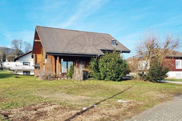 Haus und Grundstück