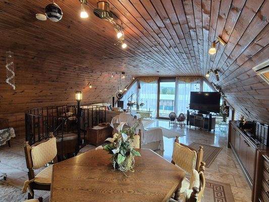 Wohnzimmer Hauptwohnung