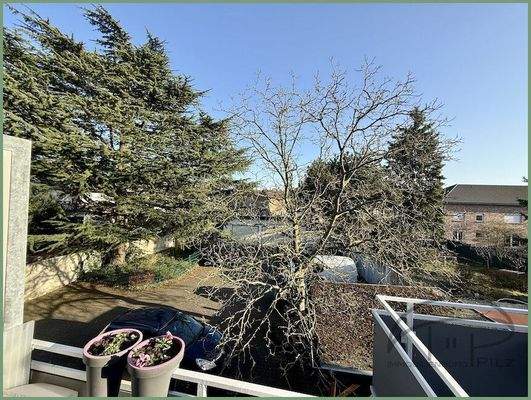 Aussicht vom Balkon OG rechts