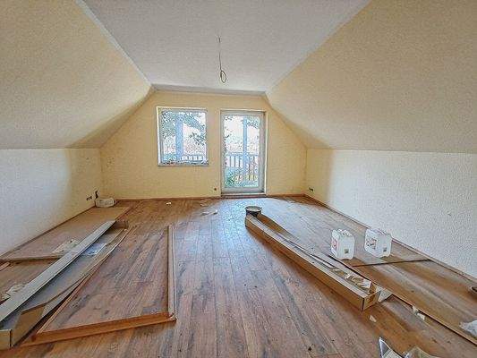 Großes Giebelzimmer Hofseite