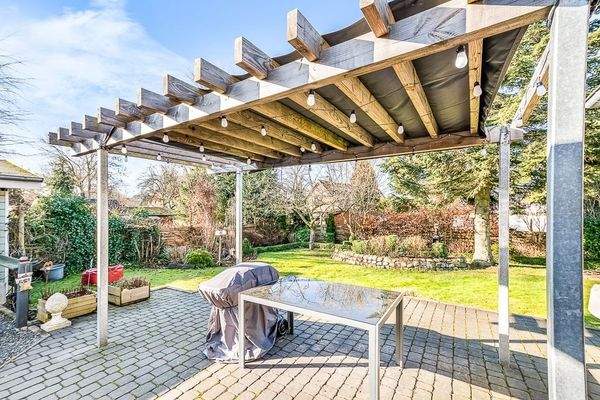 freistehende Pergola