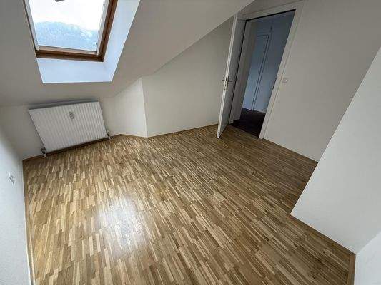 20251107_100723748_iOS