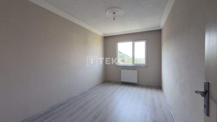3-Bedroom Apartment Near the Beach and Amenities in Arsin Trabzon