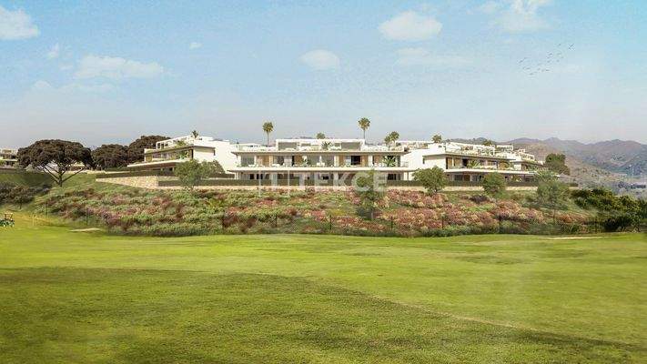 Newly-Built Duplex Apartments in Marbella near a Golf Course