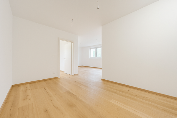 Top 6 Durchgang Wohnkuche Wohnzimmer