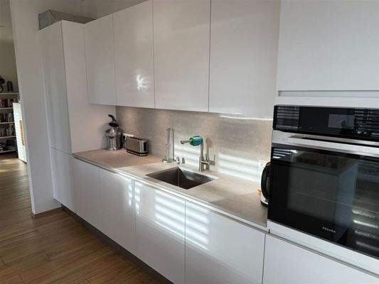 EBK ohne Miele Elektrogerätem 