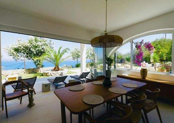 Kreta, Almyrida: Villa mit Meerblick und Swimmingpool zu verkaufen