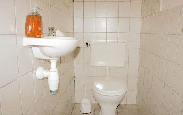 WC Damen und Herren getrennt