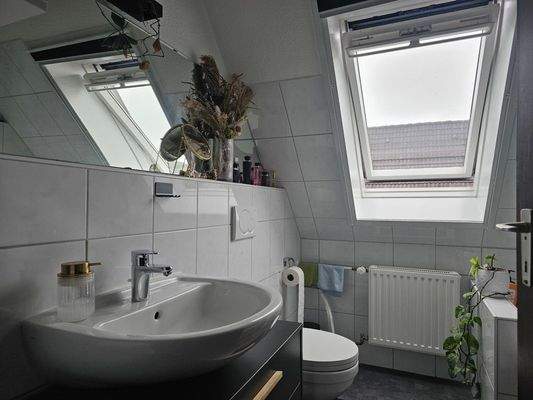 Wannenbad, Wohnung oben rechts, Ansicht 1