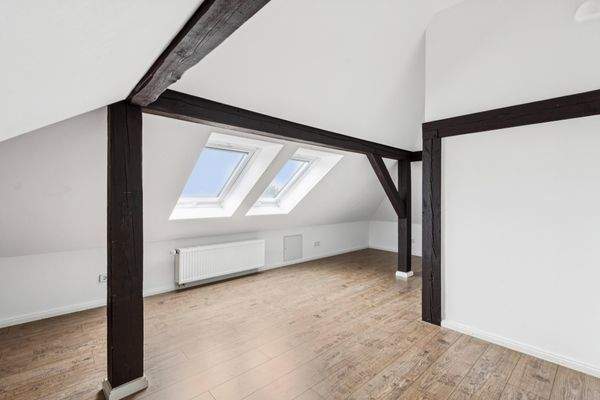 Dachgeschoss Großer Raum