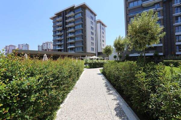 Furnished Apartment in a Complex with a Pool in Konyaaltı Antalya