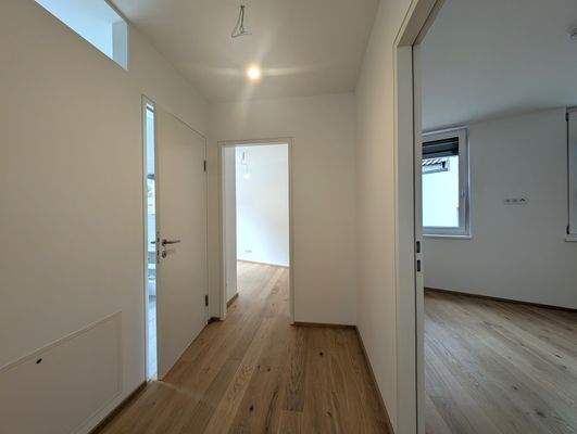 Top 5 - Foto Vorraum 1.jpg