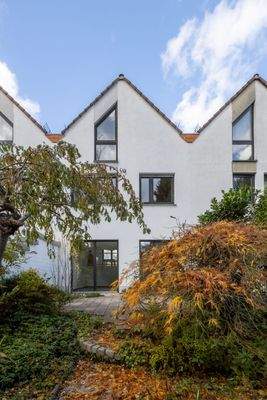 Rückansicht und Garten