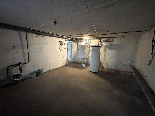 Keller mit Heizung