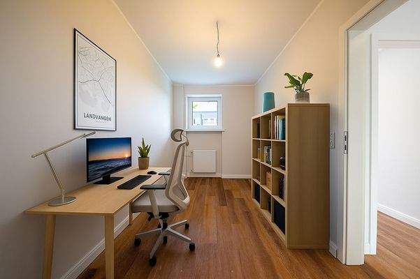 Kind_Gast_Büro_gestaged