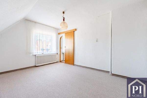 II. Zimmer im Dachgeschoss