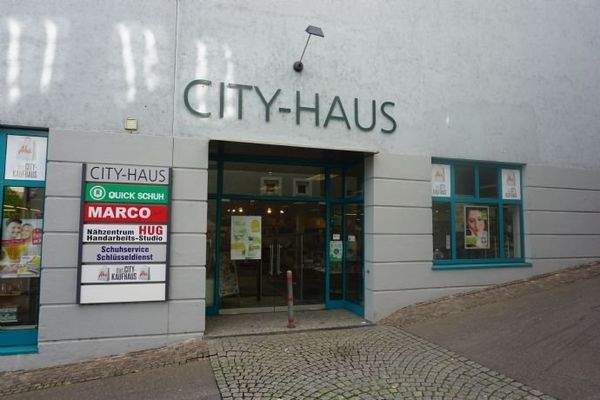 City Haus außen Seiteneingang UG