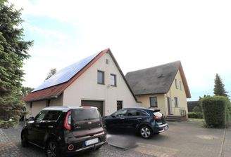 Nebenhaus - Haupthaus